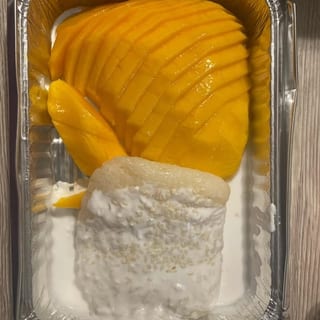 Fresh Mango with Sticky Rice