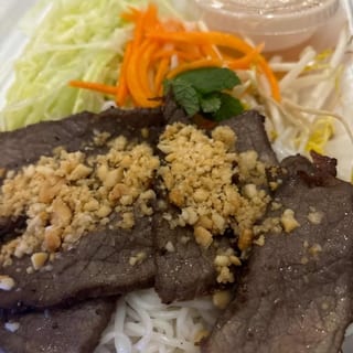 Bun Beef